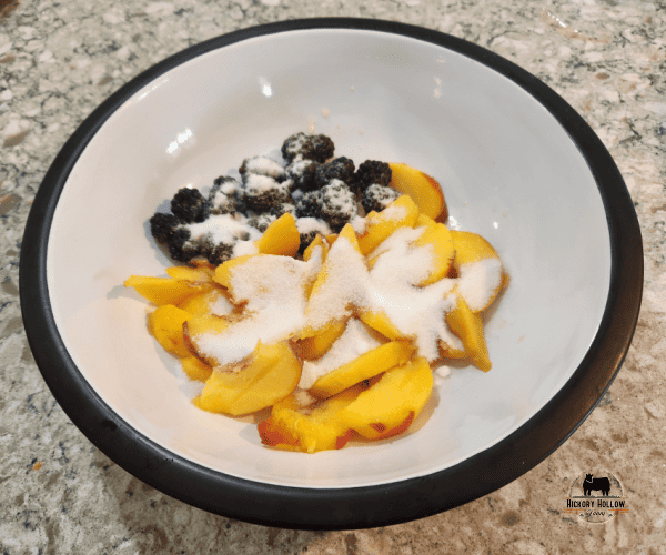 peach crisp with oats and blackberries